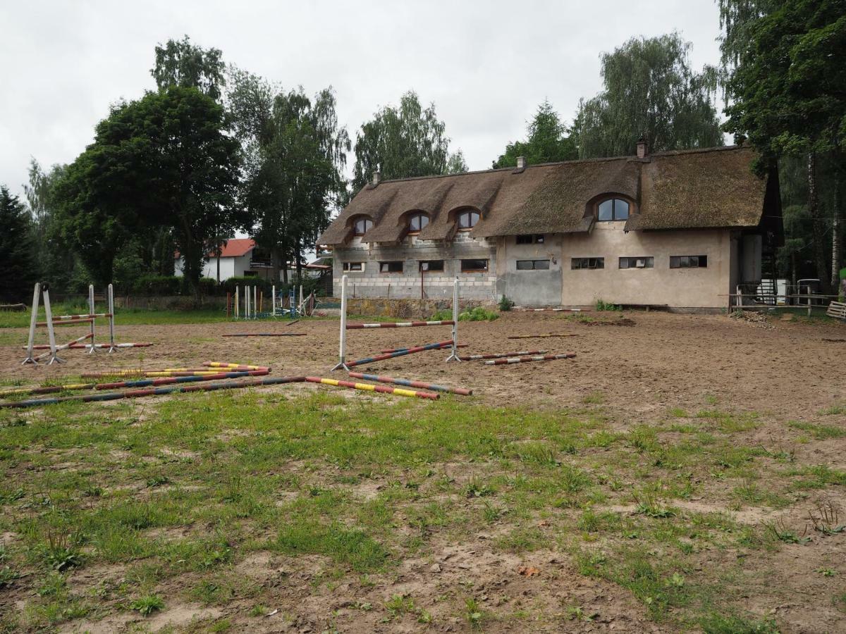 Stadnina Lekwica Buitenkant foto